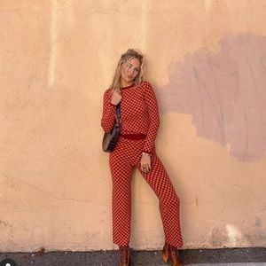 ISO DayDreamer LA Amber Check Pullover & Pants Knit Set